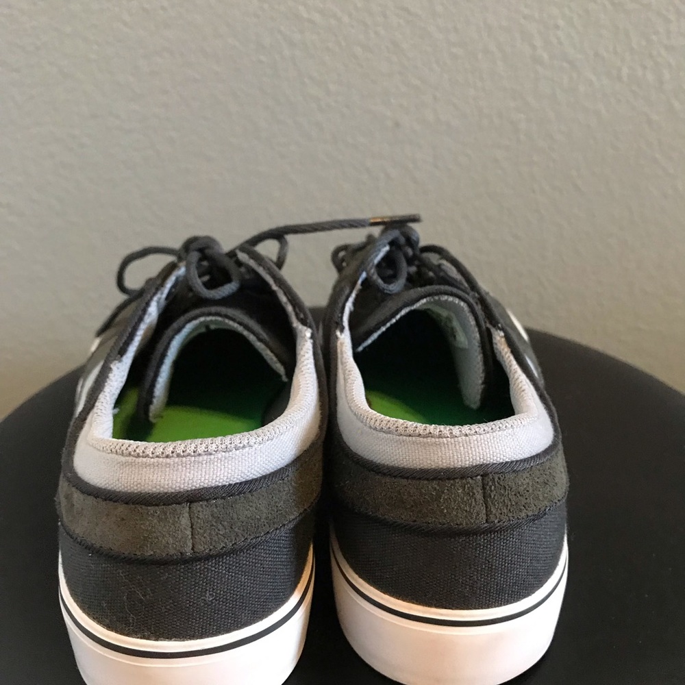 Grey suede Nike SB size 4.5